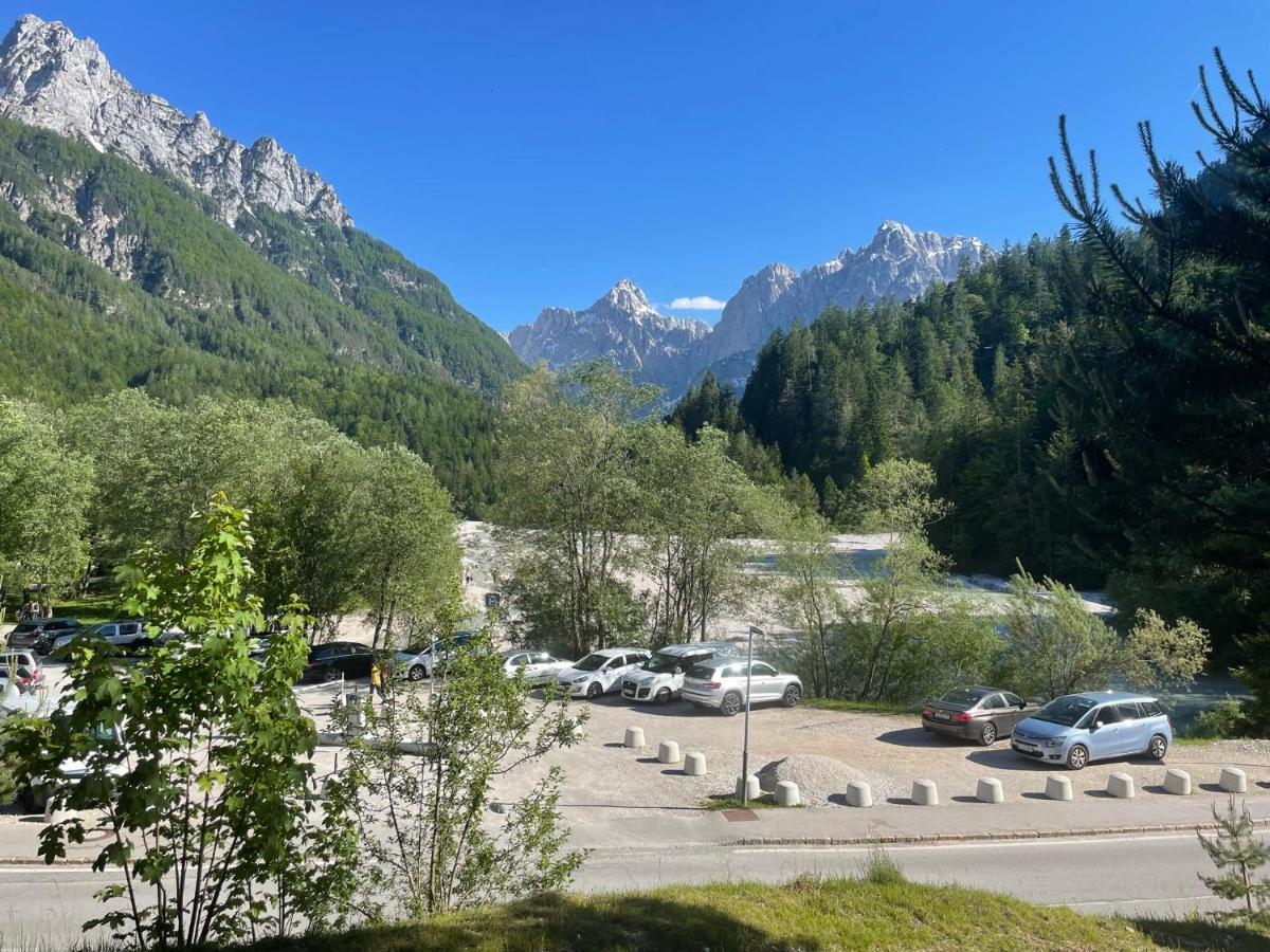 Martinov Dom Lägenhet Kranjska Gora Exteriör bild